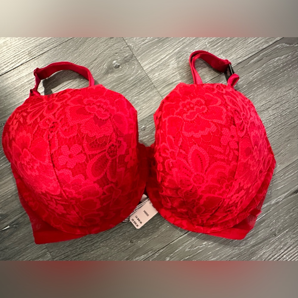 Victoria’s Secret bra